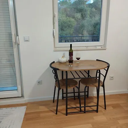 Apartment Enem *